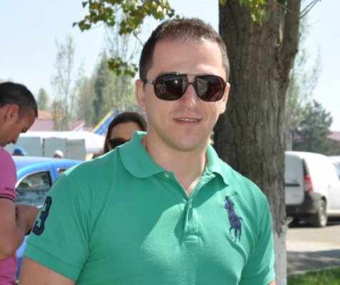 Independenţii foşti PP-DD-işti, în campanie prin ţară